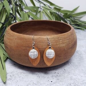 New Handmade | Gray Crosshatch Woode Leaf Earrings